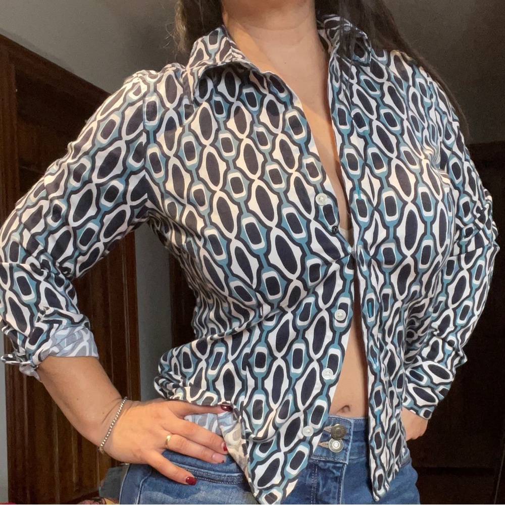 Ann Taylor Blue and White Geometric Button Down Shirt